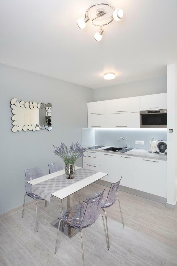 Villa Apartments Art トロギール エクステリア 写真