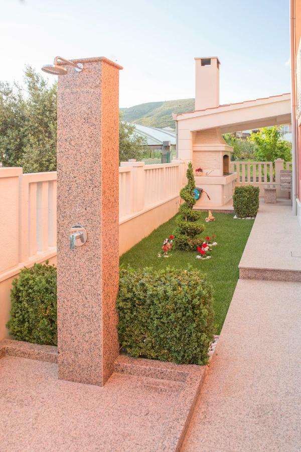 Villa Apartments Art トロギール エクステリア 写真
